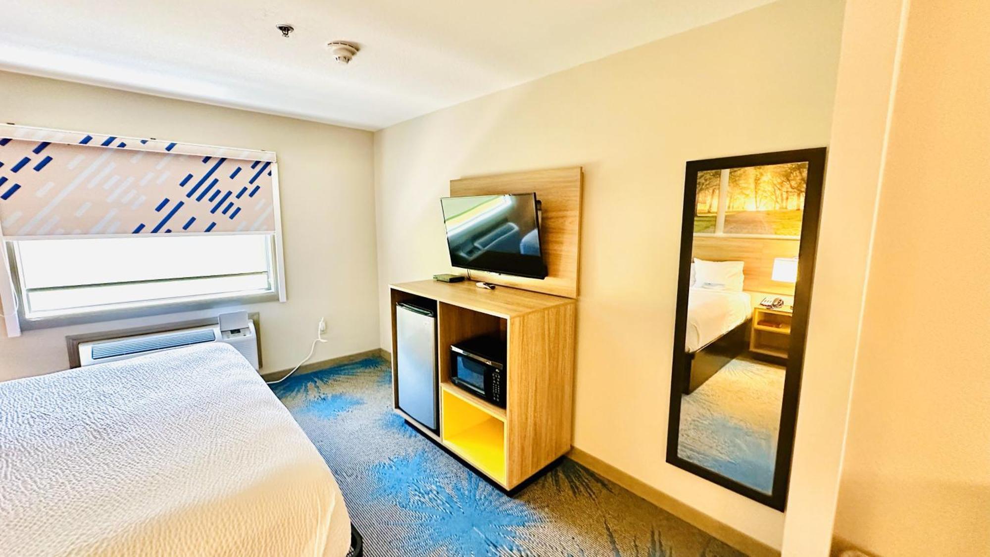 Days Inn & Suites By Wyndham Wynne Exteriér fotografie